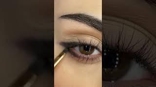 Simple eye makeup What do you think  @makeup rhk #fyp #foryou #foryoupage #makeup #makeuphack #ey