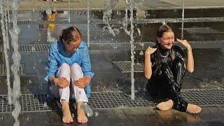 Funny fountain adventures and wet girls-1! / Веселые фонтанные похождения и мокрые девушки-1!