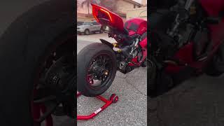 #ducati #panigalev4 #supersportler #red #panigale