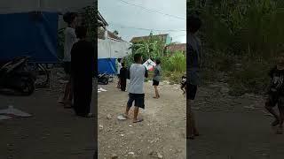 Medar ( Bermain Layangan )idak Mengenal Usia #viral #viralvideo #tasikmalaya