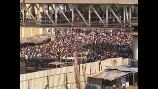 Watch: Police trying to disperse migrant workers gathered outside Bandra station in Mumbai