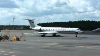 TU-134A GTK Rossiya taxi Pulkovo (LED)