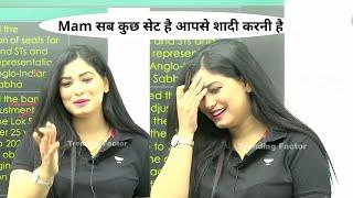 मैम सब कुछ सेट है आपसे शादी करनी है when Divya Tripathi mam Reaction @preetisinghviral