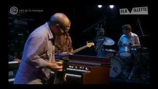 MMW- Medeski Martin and Wood 11/09/2011 live Paris