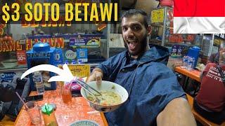 FOREIGNERS Try INDONESIAN STREET FOOD for the FIRST TIME!! 