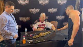 The Vlog Warriors meet Bret Hart @ WrestleCon 2023!!