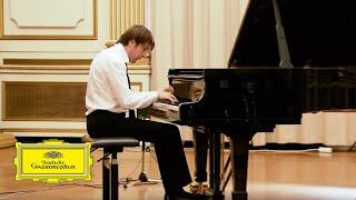 Daniil Trifonov – Liszt: Transcendental Etudes No. 4: 'Mazeppa' (Presto)