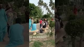 Tiktok craziness...in karachi  pakistan many tiktokers  in park  to make videos