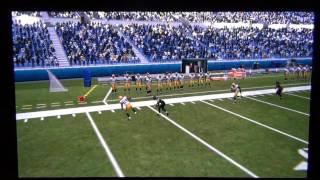 Madden 13 vita Catching a swat!