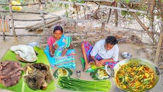 GOAT INTESTINE CURRY with ONION LEAVES recipe cooking & eating by santali tribe old couple