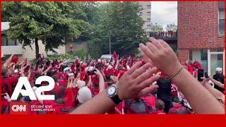 Edhe policët bëjnë video me shqiptarët, oleja kuqezi në Hamburg mahnit të gjithë | Kroaci-Shqipëri