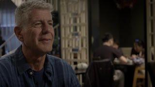 Anthony Bourdain gets a taste of Chicago's Chinatown (Parts Unknown)