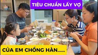 XUỐNG PHỤ QUÁN EM TRAI CK RỒI CẢ NHÀ CÙNG ĐI ĂN TRƯA* CHIA SẺ VỀ MẪU NGƯỜI EM TRAI CK MUỐN CƯỚI...