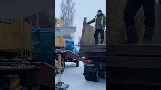 Доставка ПАГ14 аэродромной плиты. #стройка #стройкадома #construction #загородный