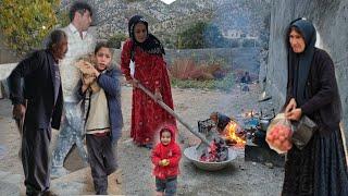 Neighbors buy vegetables from Shahla's garden: to pay the master worker and build a house .