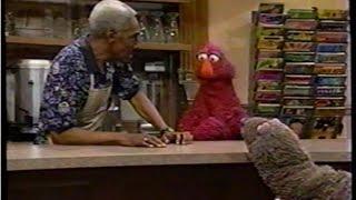 Sesame Street (#3511): Big Bird Fishes for Wolfgang