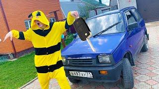 Mr. Joe VS Big Bee found Car Keys Russian Mini Cooper 13+