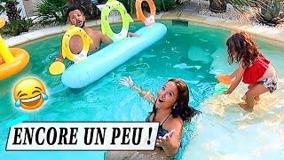 ELLE EST TROP FORTE  / Nouveaux jeux pour la piscine !