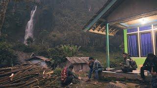 Keterlaluan Indahnya‼️Kampung Dibawah Curug, Begini Suasana Pagi Di Desa Penuh Kedamaian Jawa Barat