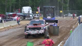 Ray Unger with the "True American Heroes" Small Block HO Truck