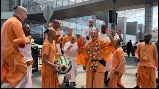 Sripada Bhakti Vikasa Swami Arrives At Atlanta Airport | USA