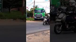 ud quester truck maneuvering,#shorts,#viral,#trendingshorts