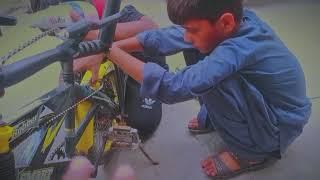 cycle teyar ki Aoun or Waleed ne bht HI achi teyar ki ak or teyar krne lage h please subscribe OK by