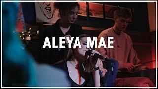 Arts Bar Live #2 - Aleya Mae
