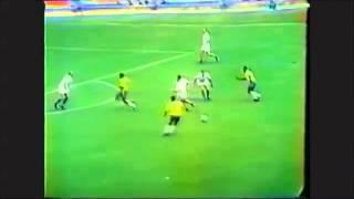 1970 Pele vs Czechoslovakia - World Cup