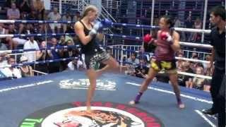 Jennifer Tate (Tiger Muay Thai) vs Jordan (Sinbi Muay Thai) @ Bangla Thai Boxing Stadium 14/12/2012