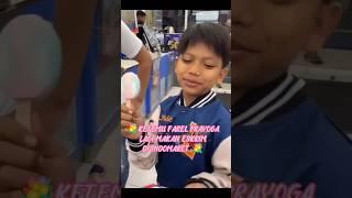 KETEMU FAREL PRAYOGA LAGI MAKAN ESKRIM DI INDOMARET_Mama & agra #shorts #viral #badut #eskrim #yupi