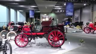 A few automobiles of the early 1900s - Toyota Automobile Museum