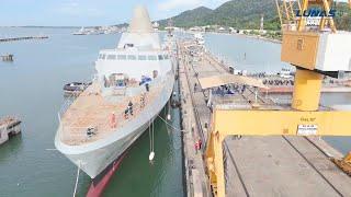 Malaysia's First Littoral Combat Ship KD Maharaja Lela Enters Water