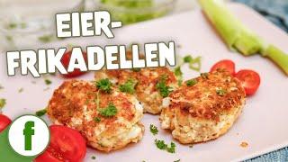 Vegetarische Frikadellen aus Eiern und geriebenem Käse