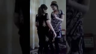 Девушки как танцевать Таджикистан