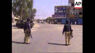 PAKISTAN: GUN BATTLES RAGE IN KARACHI