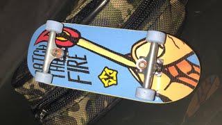 Fingerboard setup - yellowood deck - dynamic trucks - oak wheels