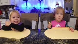 Twins try butterscotch krimpets