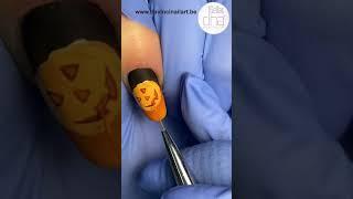 Halloween nail-art Step by Step