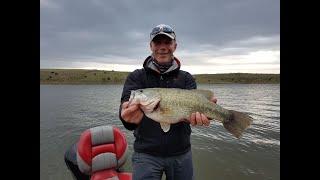 Рыбалка в Испании с гидом с катера.Pesca black bass en embalse Garcia Sola.