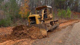 Pushing the Limits of the Allis Chalmers HD5 Bulldozer