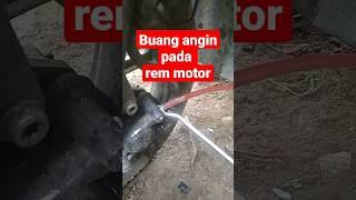 Cara membuang angin pada sistem Rem cakram