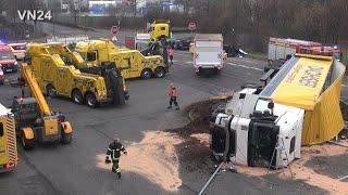 VN24 - Устранение крупной аварии после того, как грузовик проигнорировал знак остановки