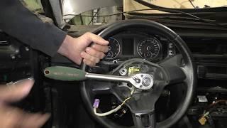 Как снять руль Фольксваген Джетта 6 -  Removing the steering wheel VW Jetta 6