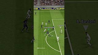 Vini destroyed his defence #efootball #pes2021 #pes #pesmobile #shorts