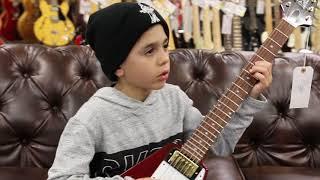 9 Year Old Jayden Tatasciore playing a Gibson Custom Shop Historic Flying V