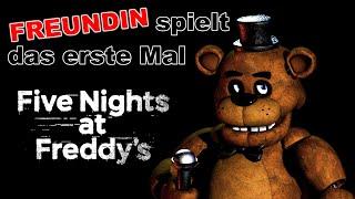 Freundin spielt Five Nights At Freddy's zum ersten Mal!