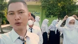 UPACARA HUT GURU SMPN1 SEKAMPUNG