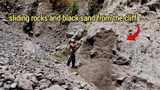 Sliding Rocks and Black Sand From The Cliff, the Process of Separating Rocks and Black Sand