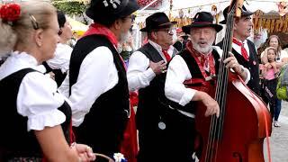 Friuli-Venezia Musicians singing